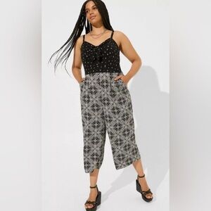 Torrid Black Tie Front Culotte Stretch Challis Jumpsuit Size 6X N2